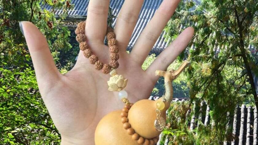 Shao Lin Si Chinese Decorative Gourd Pendant Retailer